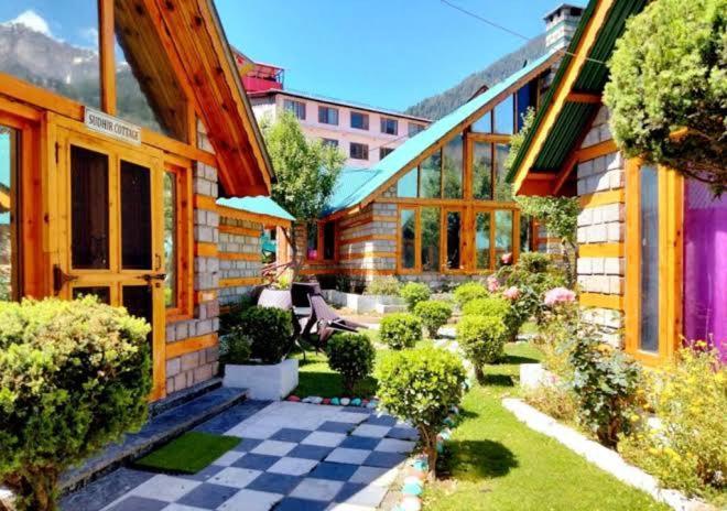 מנאלי Royal Kalinga Cottages מראה חיצוני תמונה